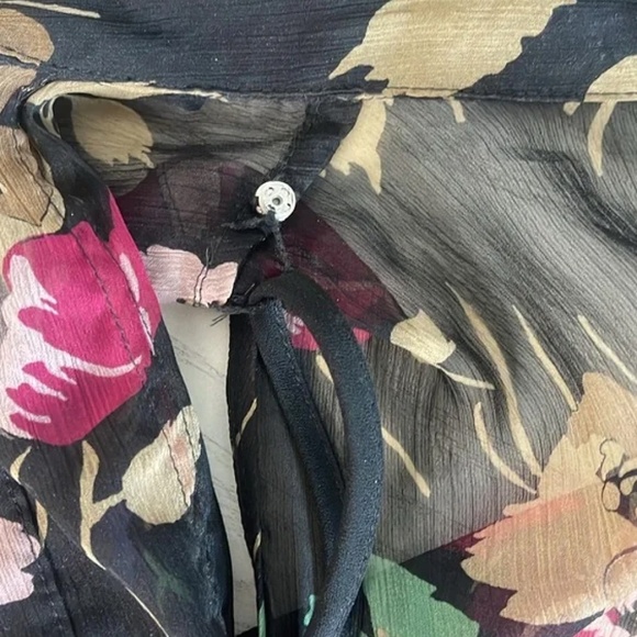 Stunning Ralph Lauren Sleeveless Ruffle Floral Chiffon Blouse I  Sz 6 - Picture 8 of 8